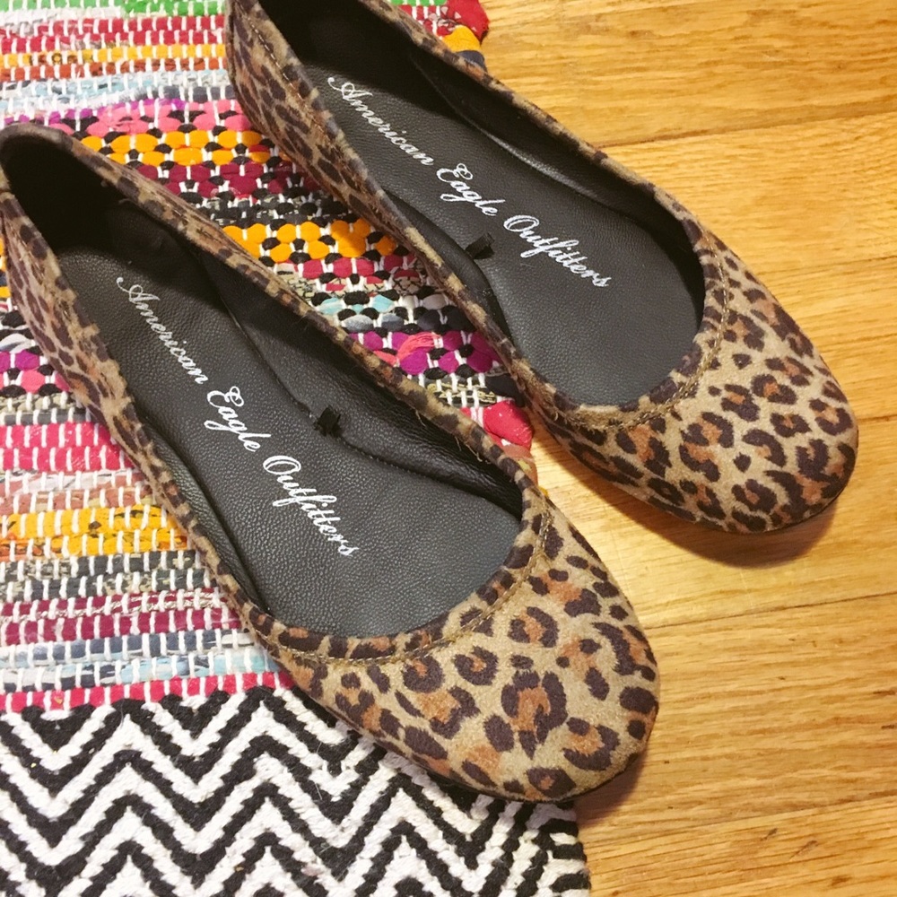 American Eagle EUC Cheetah Ballet Flats 6.5